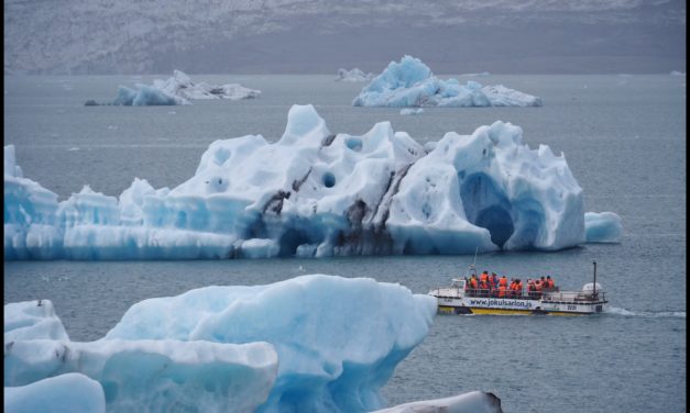 Day 12: Hikes, glacier, icebergs, & Vik